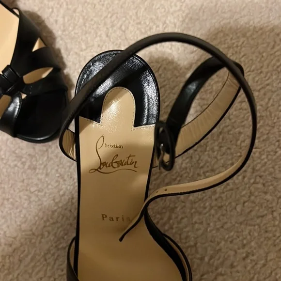Christian Louboutin Shoes - Picture 4 of 15
